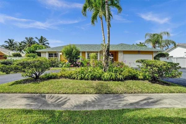 New Orleans Villas, 7260 SW 20th St, Plantation, Florida 33317, image 1