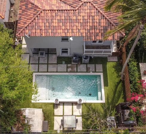 Aqua Marine, 725 NE 76th St, Miami, Florida 33138, image 3