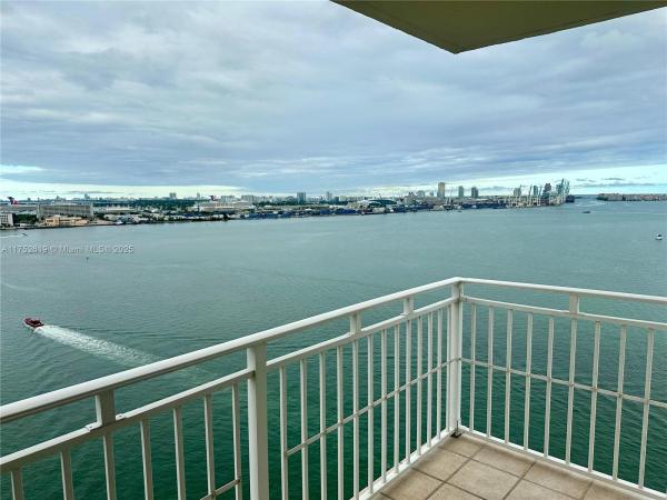 Isola, 770 Claughton Island Dr #PH-15, Miami, Florida 33131, image 1