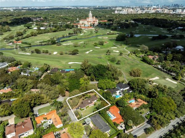 Coral Gables Country Club, 1340 Sopera Ave, Coral Gables, Florida 33134, image 1
