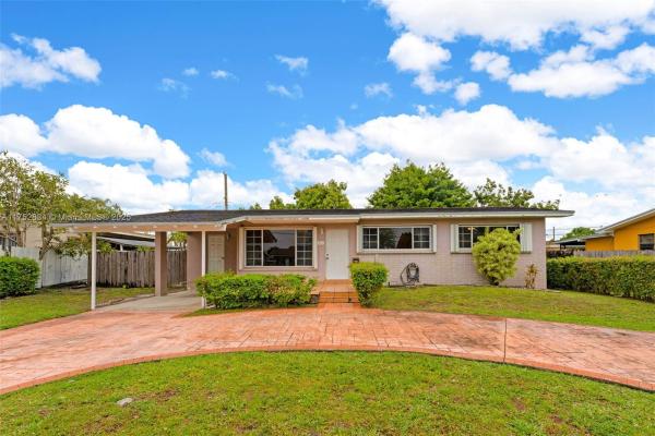 Palm Springs, 681 W 53rd St, Hialeah, Florida 33012, image 1