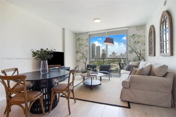 Quadro, 3900 Biscayne Blvd #S-1108, Miami, Florida 33137, image 1
