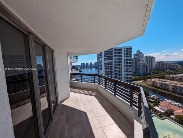 Mystic Pointe Tower 400, 3500 Mystic Pointe Dr #2502, Aventura, Florida 33180, image 1