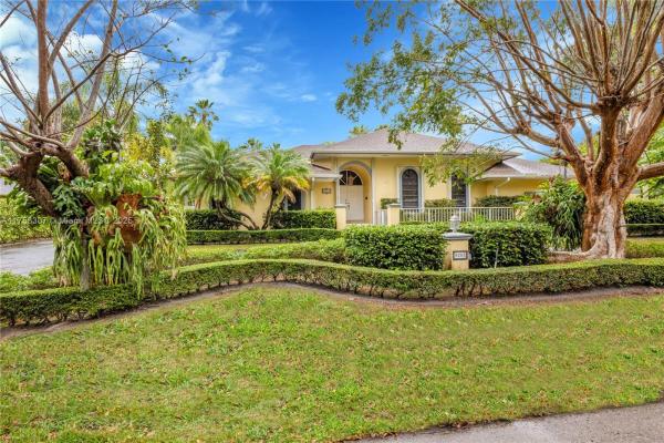 Cutler Heights Estates, 8205 SW 177th Ter, Palmetto Bay, Florida 33157, image 1