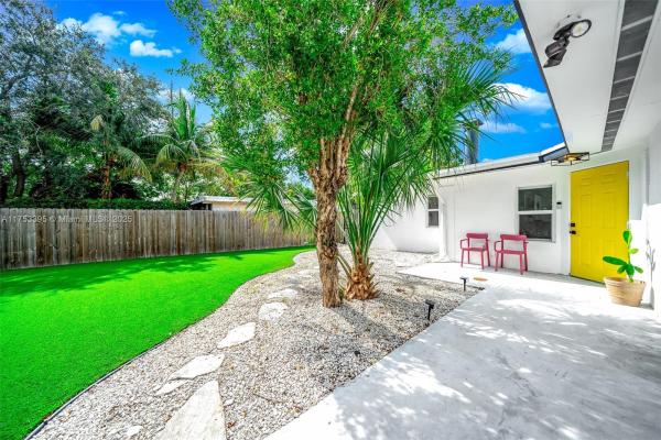 Delray Manors, 362 Glouchester St, Boca Raton, Florida 33487, image 1