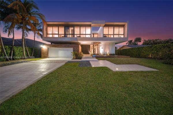 Golden Isles, 418 Sunset Dr, Hallandale Beach, Florida 33009, image 1