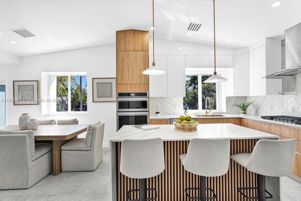 Lake View, 745 W 51st St, Miami Beach, Florida 33140, image 1