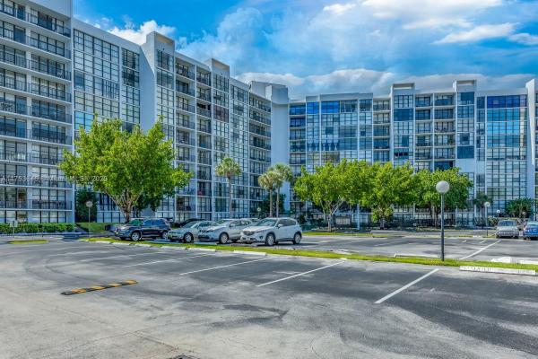 Oceanview Park, 1000 Parkview Dr #702, Hallandale Beach, Florida 33009, image 1