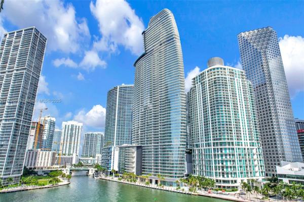 300 Biscayne Blvd Way #1503, Miami, Florida 33131, image 1