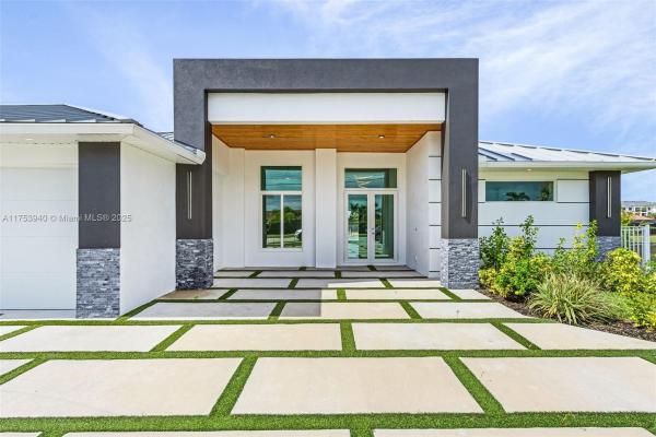 Cape Coral, 1713 Savona Pkwy W, Cape Coral, Florida 33914, image 1