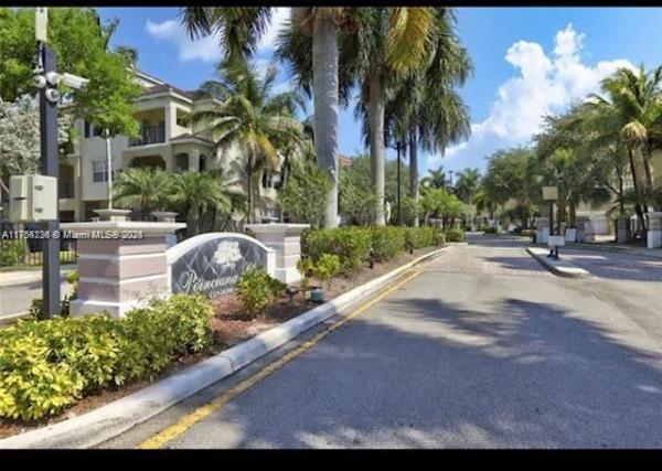 Poinciana Place, 5900 W Sample Rd #303, Coral Springs, Florida 33067, image 1