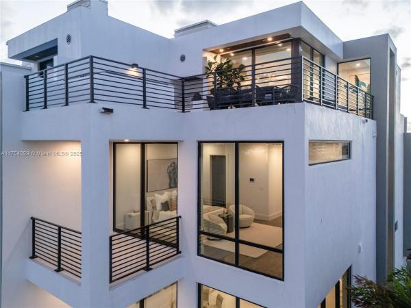 4018 NE 167th St, North Miami Beach, Florida 33160, image 3