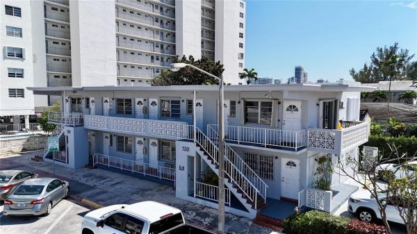 Altos Del Mar, 520 79th St #7, Miami Beach, Florida 33141, image 1