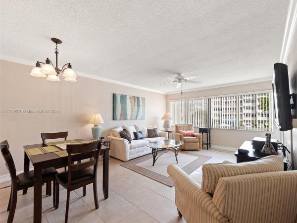 Gulfstream Garden, 329 SE 3rd St #203P, Hallandale Beach, Florida 33009, image 1