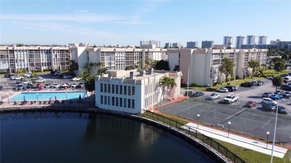 De Soto Park South, 851 Three Islands Blvd #411, Hallandale Beach, Florida 33009, image 1