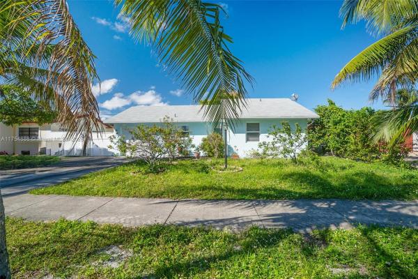 Pompano Highlands, 171 NE 30th Ct, Pompano Beach, Florida 33064, image 1