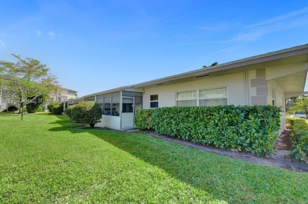 Golden Isles, 700 Layne Blvd #123, Hallandale Beach, Florida 33009, image 1