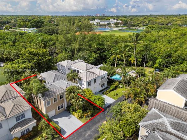 2518 NE 206th Ter, Unincorporated Dade County, Florida 33180, image 1