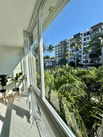 Crandon Tower, 555 Crandon Blvd #32, Key Biscayne, Florida 33149, image 1