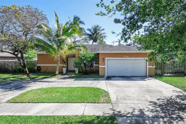 Canal Pointe, 1538 NW 7th Ln, Pompano Beach, Florida 33060, image 1