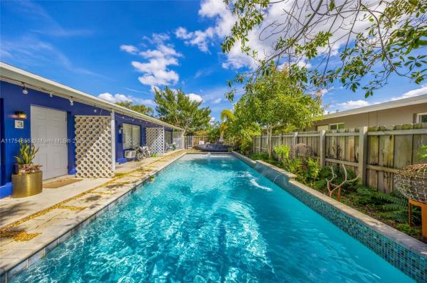 Edgewater Estates, 2217 NE 14th Ave, Wilton Manors, Florida 33305, image 1