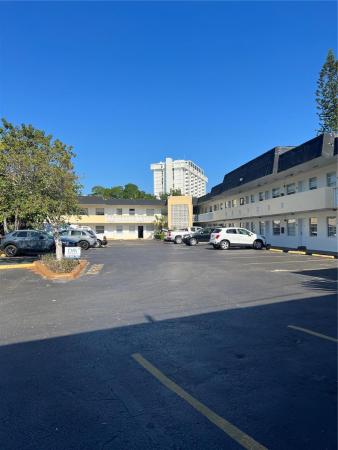 Hidden Waters, 1860 Venice Park Dr #211, North Miami, Florida 33181, image 1