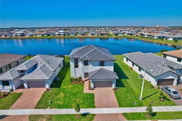 Maple Ridge At Ave Maria, 5007 Ofanto Ln, Ave Maria, Florida 34142, image 1