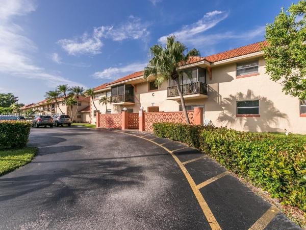 Palms Villas & Condos, 11604 NW 29th Ct #4C, Coral Springs, Florida 33065, image 1
