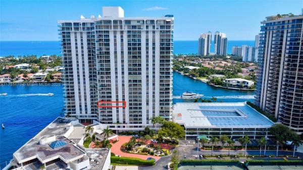 Turnberry Isle North, 19707 Turnberry Way #9B, Aventura, Florida 33180, image 3