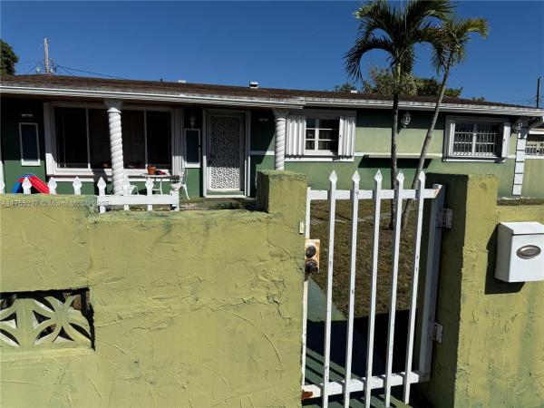 Bell Gardens, 19021 NW 23rd Ct, Miami Gardens, Florida 33056, image 2