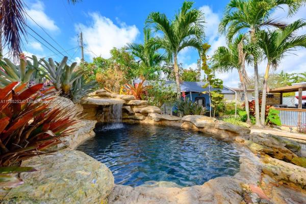 South Coral Homes, 10110 Haitian Dr, Cutler Bay, Florida 33189, image 1