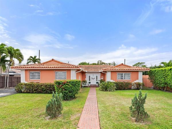 8980 SW 12th St, Unincorporated Dade County, Florida 33174, image 1