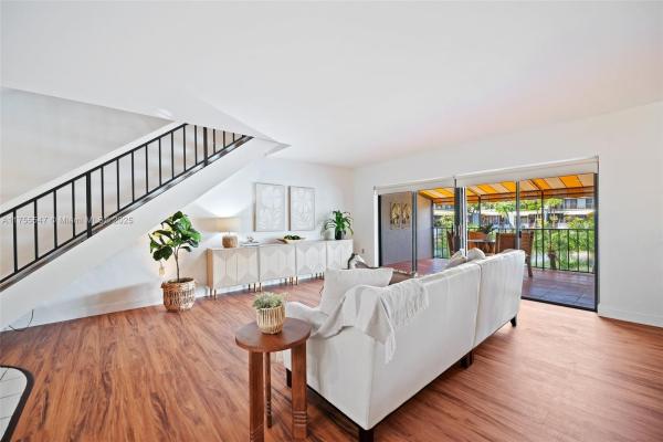 Windmill Gate, 16408 Bridge End Rd, Miami Lakes, Florida 33014, image 1