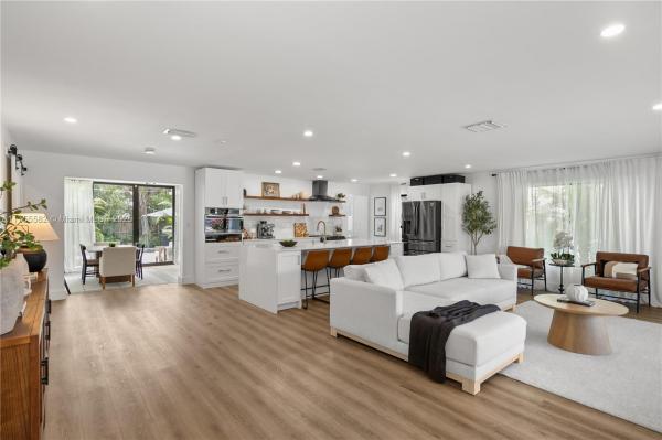 Hollywood Lakes, 1112 Hollywood Blvd, Hollywood, Florida 33019, image 1