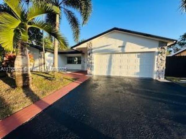 Palm Gate, 4930 SW 11th Cir, Margate, Florida 33068, image 1
