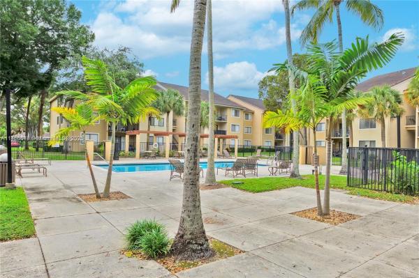 Visconti, 9200 W Atlantic Blvd #1422, Coral Springs, Florida 33071, image 1