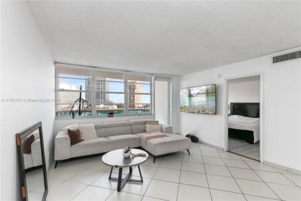 Aquasol, 6770 Indian Creek Dr #7A, Miami Beach, Florida 33141, image 1