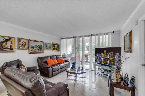 Environ 2, 7080 Environ Blvd #226, Lauderhill, Florida 33319, image 1
