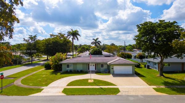 Mirror Lake Estates, 7400 NW 10th Pl, Plantation, Florida 33313, image 1