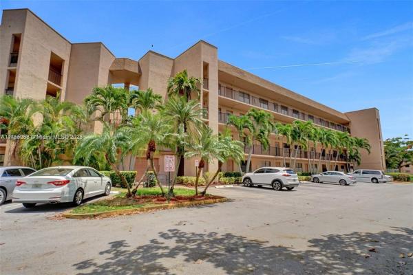 Sunrise Lakes 4, 10400 NW 30th Ct #408, Sunrise, Florida 33322, image 1