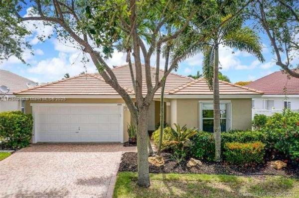 Banyan Oakridge, 4974 SW 34th Ter, Hollywood, Florida 33312, image 1
