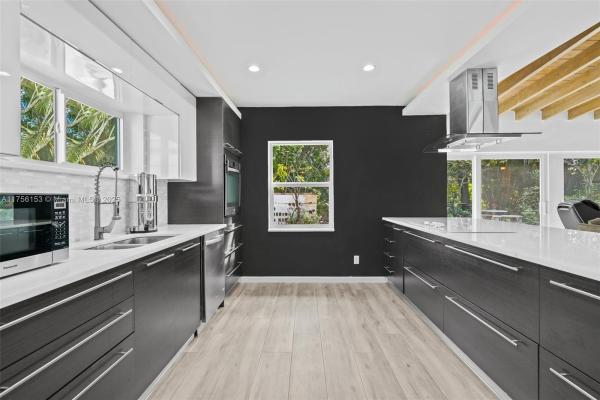 Pinehurst, 836 SW 18th Ct, Fort Lauderdale, Florida 33315, image 1
