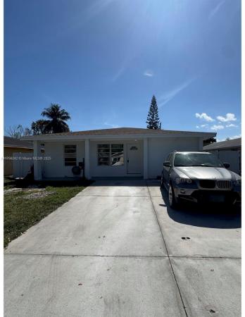 Hollywood Park, 2318 Scott St, Hollywood, Florida 33020, image 1