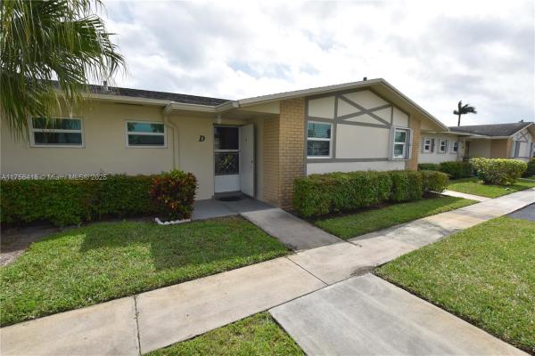Emory At Cresthaven Villas, 2551 W Emory Dr #D, West Palm Beach, Florida 33415, image 2