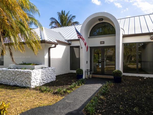 Jacaranda Lakes, 9820 NW 10th St, Plantation, Florida 33322, image 1