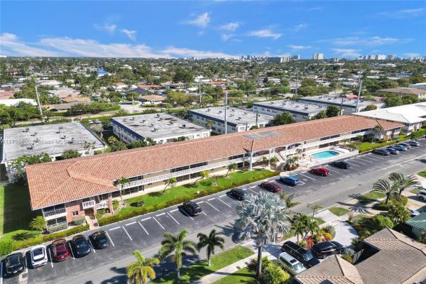Tara Apartments, 2121 NE 68th St #104, Fort Lauderdale, Florida 33308, image 1