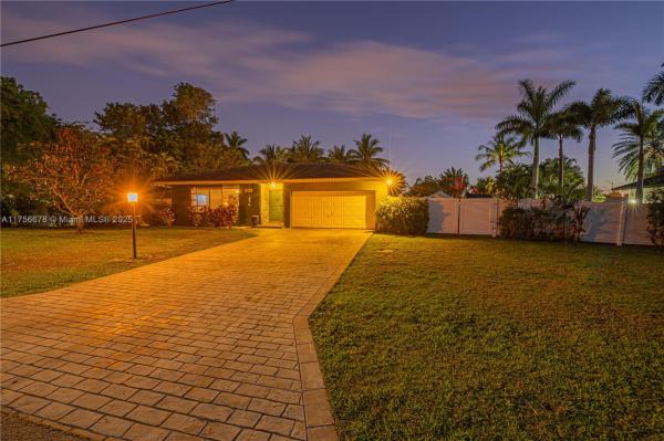Plantation Acres, 11400 Tara Dr, Plantation, Florida 33325, image 1