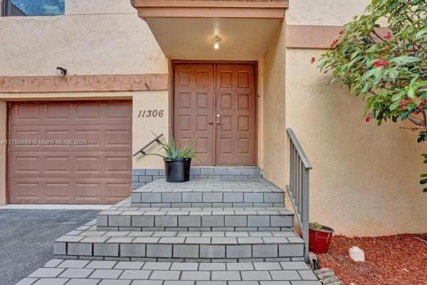 Herons Landing At Pembroke Lakes South, 11306 SW 9th Ct, Pembroke Pines, Florida 33025, image 1