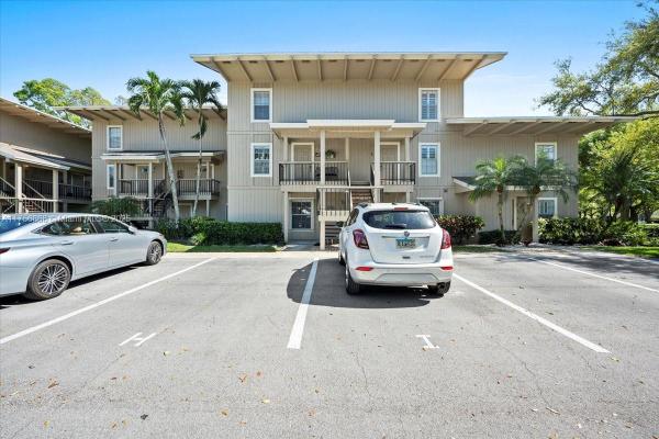 18369 SE Wood Haven Ln #J, Jupiter, Florida 33469, image 1