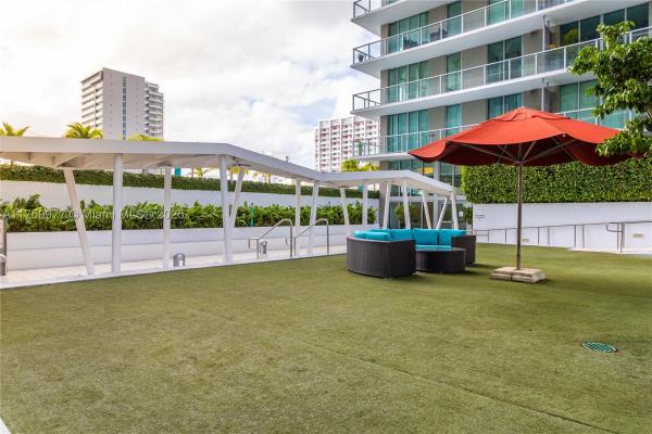Axis On Brickell North, 1111 SW 1st Ave #2423-N, Miami, Florida 33130, image 2